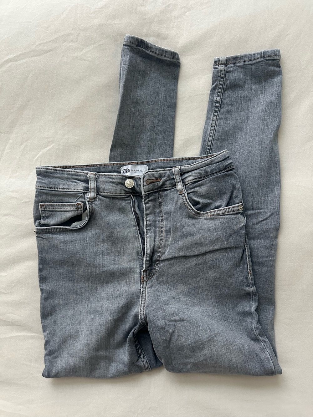 Zara Women's Light Gray Skinny Jeans